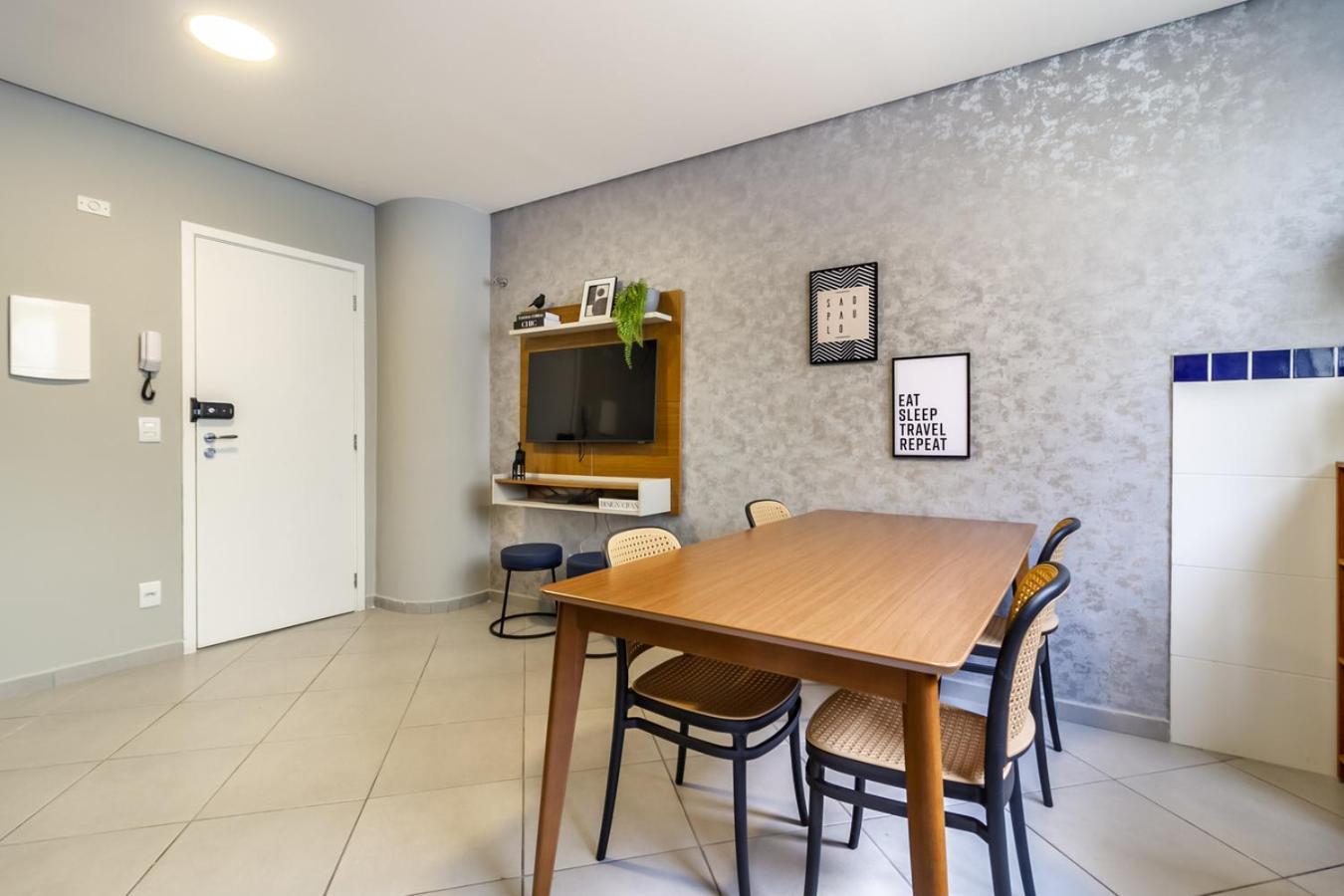 360 Suítes Av. Ipiranga Apartamento *